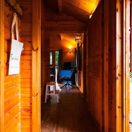 Huisdiervriendelijk Houten Huisje In Het Groen *